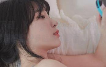 即刻下载，Kang Inkyung的免费图包让我联想到好多咕咕的画面，不瞒你说